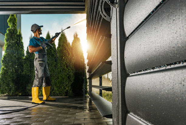 Best Deck Cleaning Services  in The Villages, FL